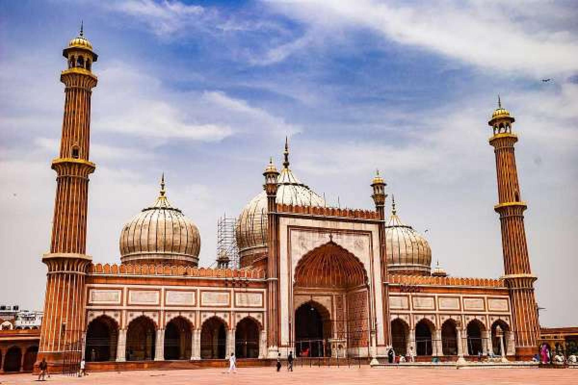 Golden Triangle Tour with Varanasi